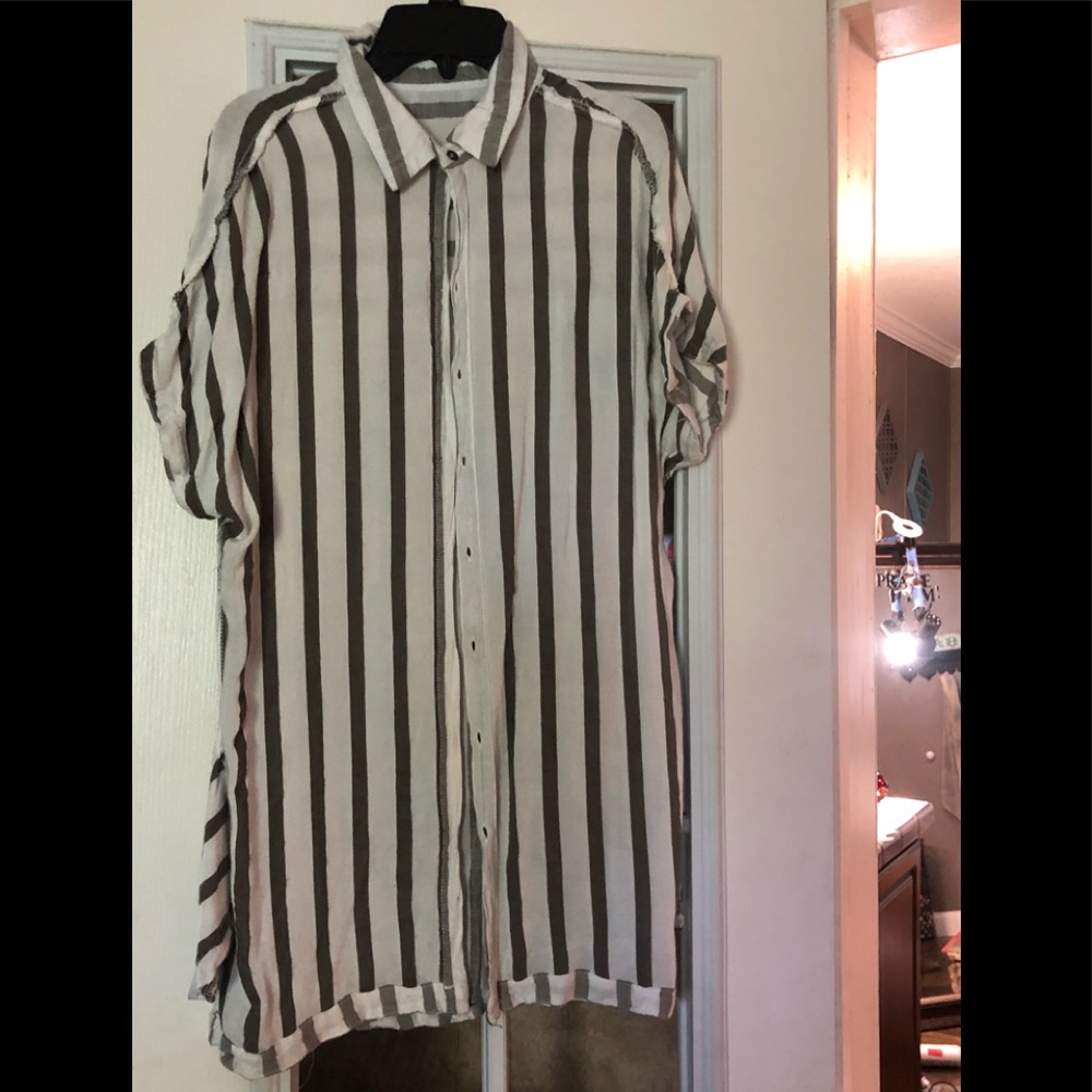Ladies Shirt With Pockets